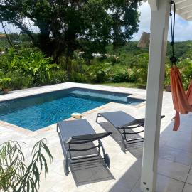 Coquette villa avec piscine proche des plages