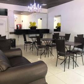 Hotel Vila Real Dourados, hotell i Dourados