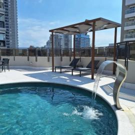 Lindo Flat no Edifício Cosmopolitan, com GARAGEM e PISCINA