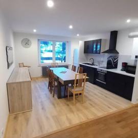Appartement lumineux avec balcon