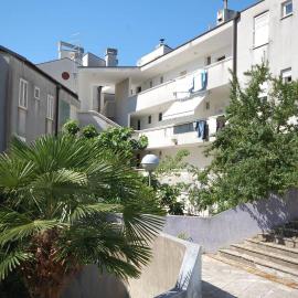 Apartments with parking space Njivice, Krk - 21866