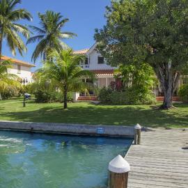 The Anchorage #5 a 3 bedroom Waterfront Condo in Rodney Bay condo, hotell sihtkohas Gros Islet