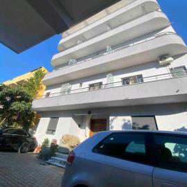 Ajsi Apartments