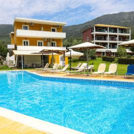 Irinis Garden – hotel w mieście Parga