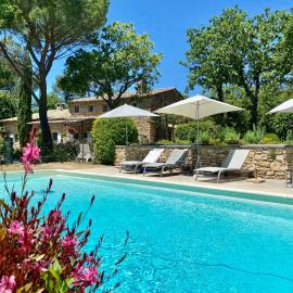 Mas de Veroncle, piscine et quiétude à Gordes, hotel in Gordes