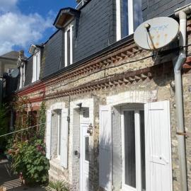 Yport, maison de pêcheur avec jolie terrasse., hotelli kohteessa Yport
