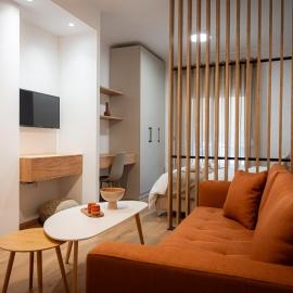 White Luxury Apartments, hotel di Kateríni