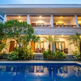The Kutaya, hotel in Kuta