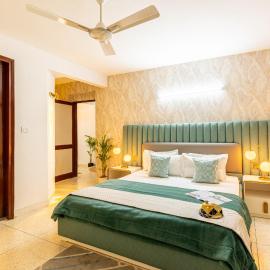 Homlee-Excellency Large 4BHK-South Delhi- NFC