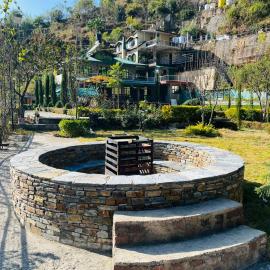 Green Lodge Farmstay by Highland Monk, hotel Simlában