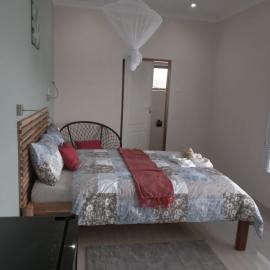 Chaya accommodation B&B and self catering, מלון בMzuzu