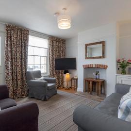 Spyglass, Southwold - Stunning sea views