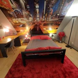 bel appartement 50 m2 aux portes de STRASBOURG de 1 à 5 personnes chez particuliers avec 2 sdb coin cuisine-repas et kitchinette Prix négociable pour 1 personne, hotell i Vendenheim