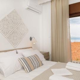 SAND room to let