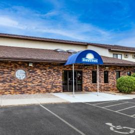 Days Inn by Wyndham Monticello, хотел в Monticello