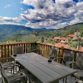 Каменната къща, hotel a Borowo