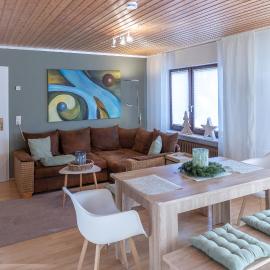 ELW, sep. Eingang, überdachte Terrasse, nähe Backnang, hotel v destinaci Althütte