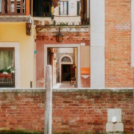 वेनिस में, होटल Casa Accademia