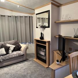Coastal Caravan Holidays - Goldfinch 22, Hotel in Withernsea