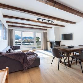 Scenic Alpine Apartment with Pool & Sauna