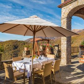 Vivi Luxury Country House, hotel u gradu Comano