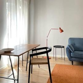 Appartamento con terrazza e parcheggio privato