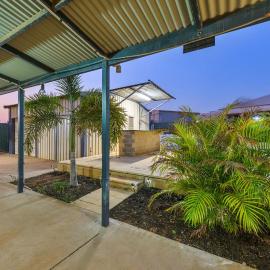 79 Nimitz Street - Pool and Pet Friendly, hotel in Exmouth