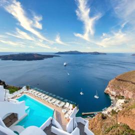 Athina Luxury Suites, hotel sa Fira