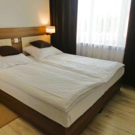 Milten Skrzetuski, hotel in Wojcieszków