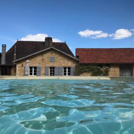 Le Pompon D'Or, hotel Saint-Pompont városában