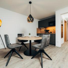 Living Mountain Tannheim، فندق في تانهايم
