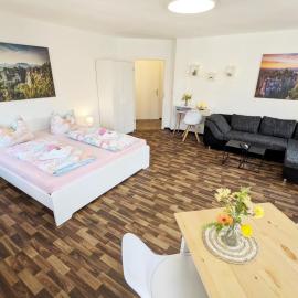 Urlaubsmagie - Ferienwohnung Frischluft - Sauna & Saisonaler Pool - F3, hotel a Sebnitz