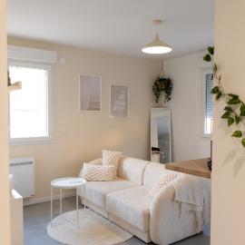 Zen et Romantique Room - Harmonie, Hotel in Moulins