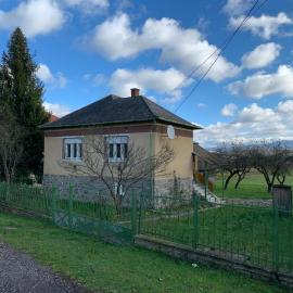 Hazmarmar, hotel Csernelyen