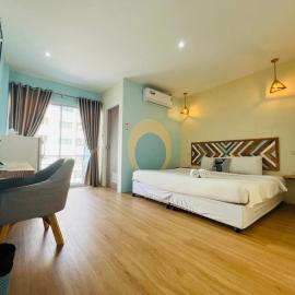 Castaway's hua hin