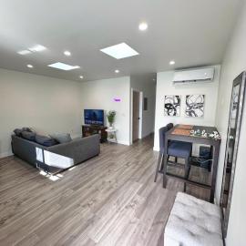 New built house in Los Angeles!, hotel u gradu Los Anđeles
