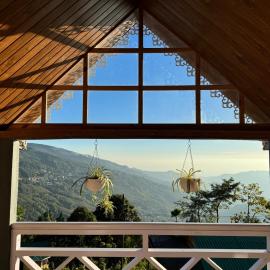 Pine Forest Retreat, hotel i Kurseong