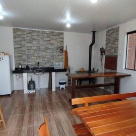 Edícula familiar - Ao lado BR277, khách sạn ở Guarapuava