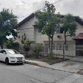 Casa Grande da praia de Piratininga
