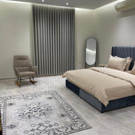 شقة غرفتين وصالة مدخل خاص باركنج سيارة, hotel in Riyadh Al Khabra