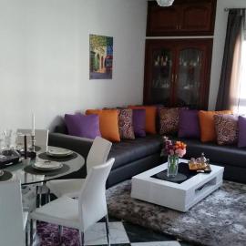 Tétouan Martil Spacieux 2CH 2SDB Confort Parking Gratuit & WIFI FIBRE OPTIQUE!!!, Hotel in Tétouan