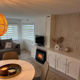 Chalet Quattro in bosrijke omgeving, hotel a Anloo