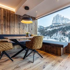 Enjoy Dolomites - Chalet, hotel in Santa Cristina Gherdëina
