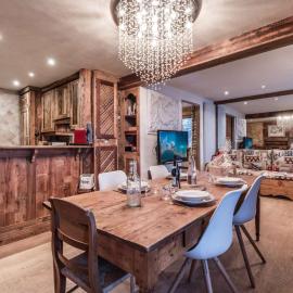 Courchevel 1850 - Apt 65m² - 4 pers - Skis aux Pieds - Centre Station - FR-1-631-183