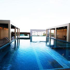 The Contrast i Hotel, hotell i Pluak Daeng