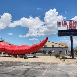 Big Chile Inn & Suites