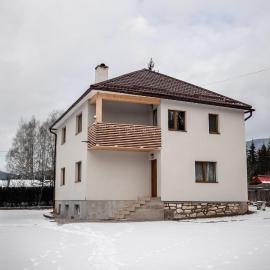 Casa Tinca 1, hotel in Izvoru Mureşului