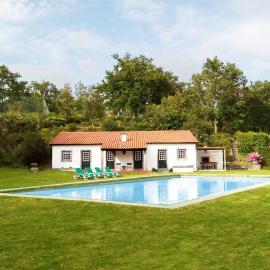 Casa dos Pinheiros - Pinheiros Farm House