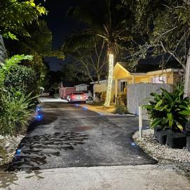 Sandelwood Studios': Nassau şehrinde bir otel
