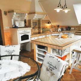 Apartmaji ARKO – hotel w mieście Ribnica
